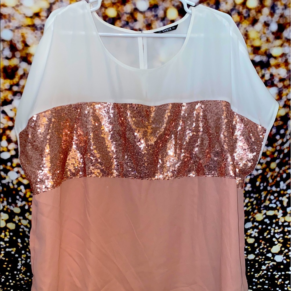 Women’s Plus Keyhole Back Sequins Top